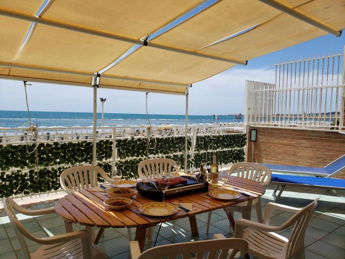 Incantevole Casa Sul Mare Vicino A Roma Nettuno Extérieur photo